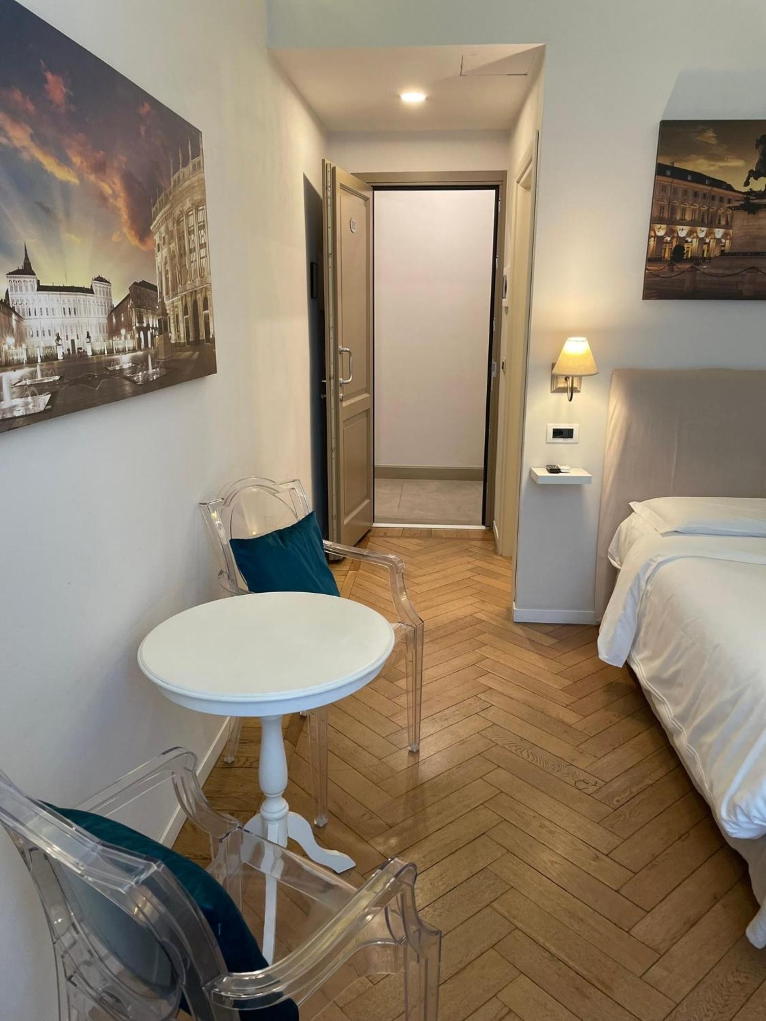 XX Settembre Urban Relais Turim Exterior foto